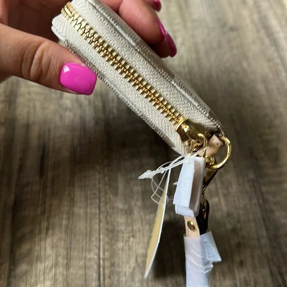 Michael Kors (NWT) Jet Set Large Coin Multifunction Phone Case Wallet/Wristlet - Picture 4 of 6